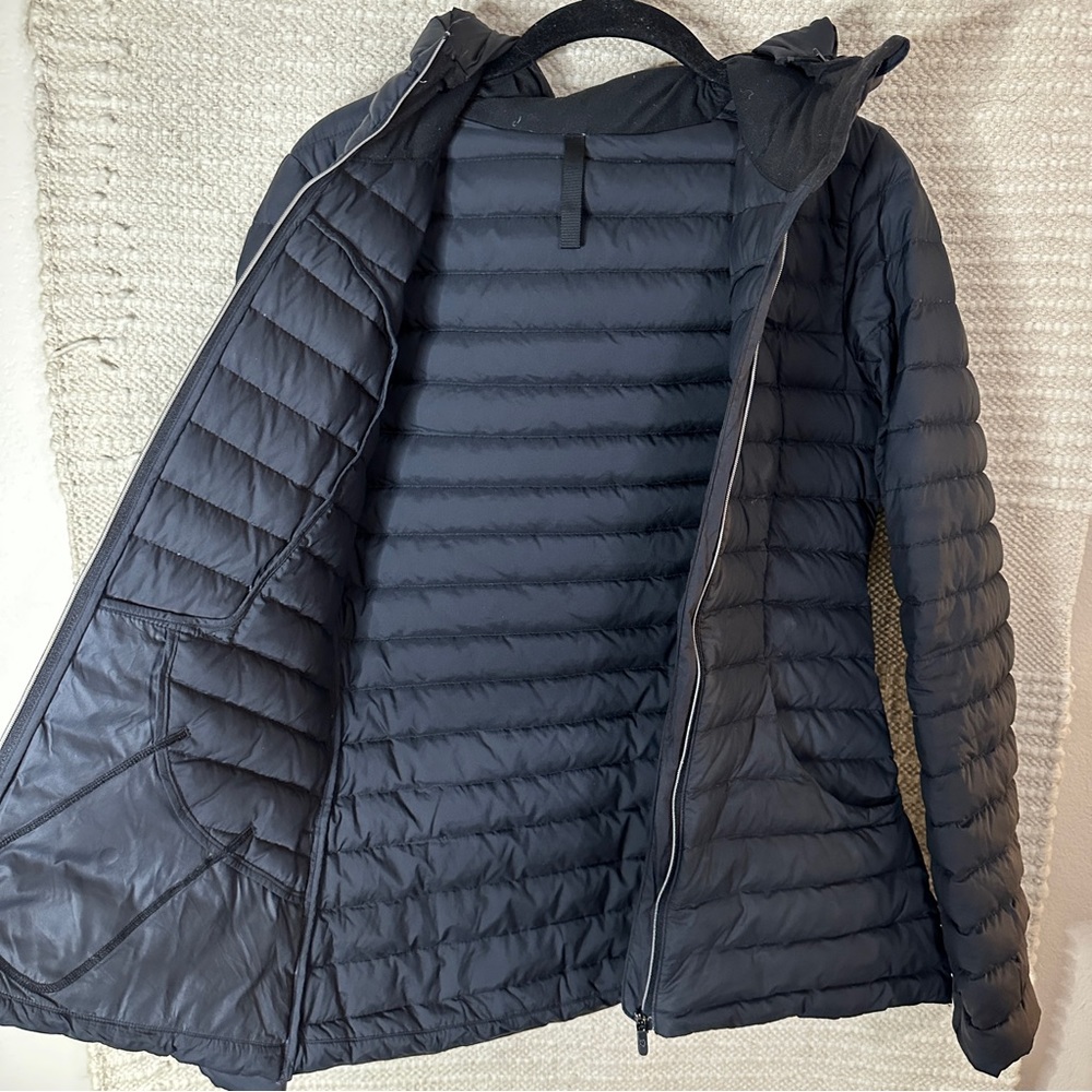 Lululemon Black Pack It Down Down-Filled Puffer J… - image 7